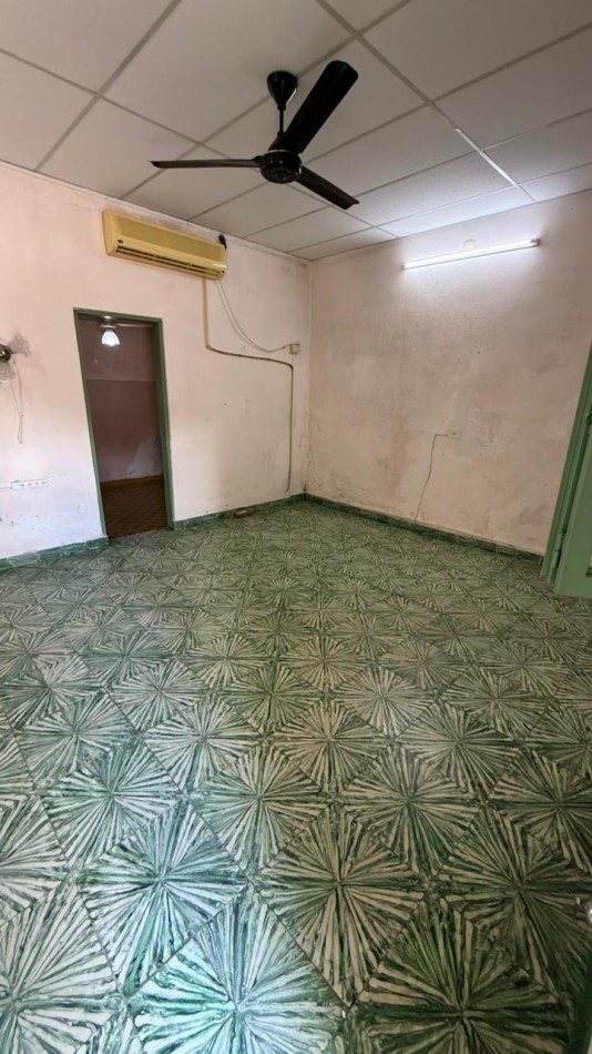 CASA DE 2 DORMITORIOS A MODERNIZAR,  ¡OPORTUNIDAD!