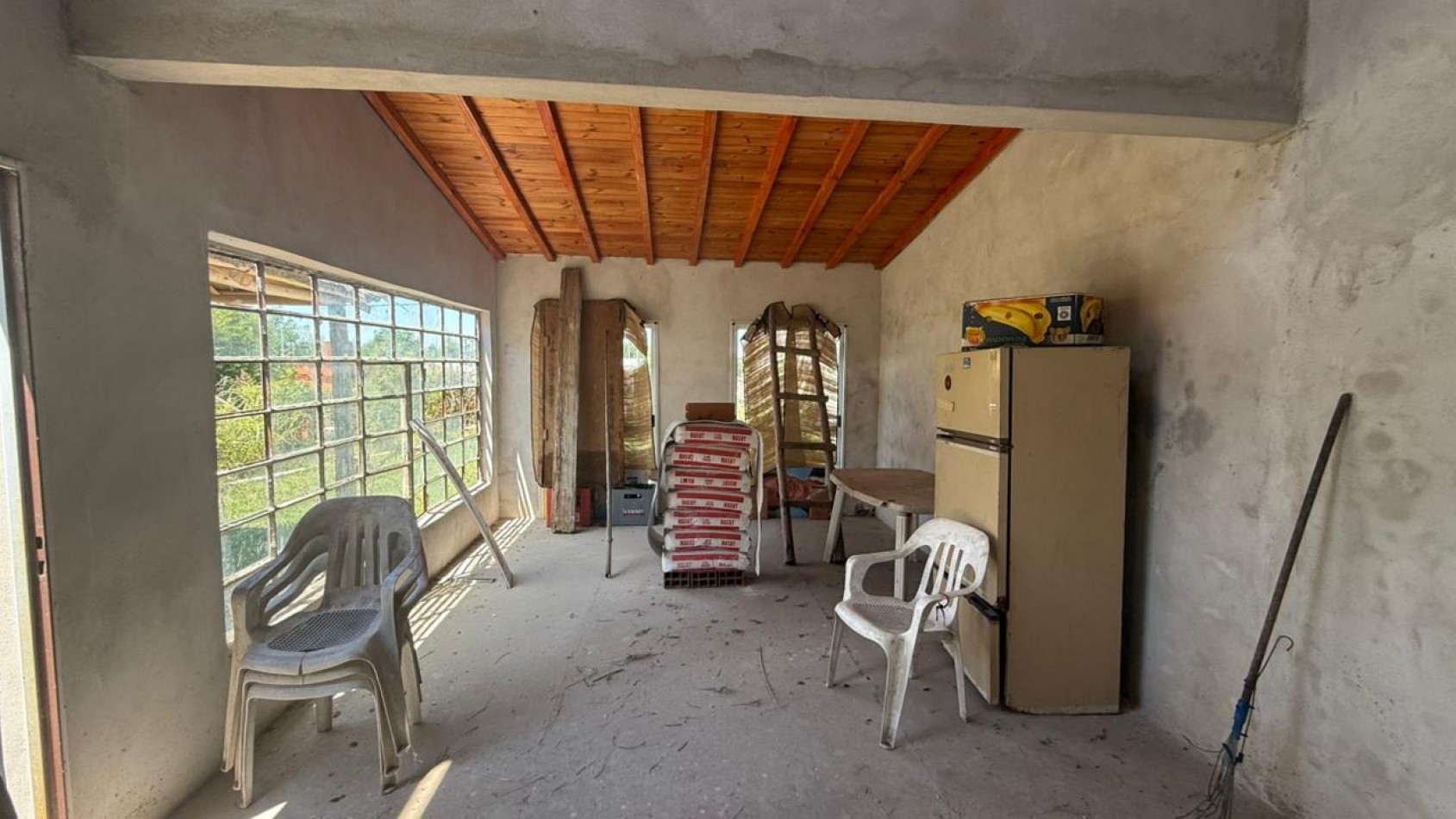 CASA QUINTA A TERMINAR EN SAUCE MONTRULL