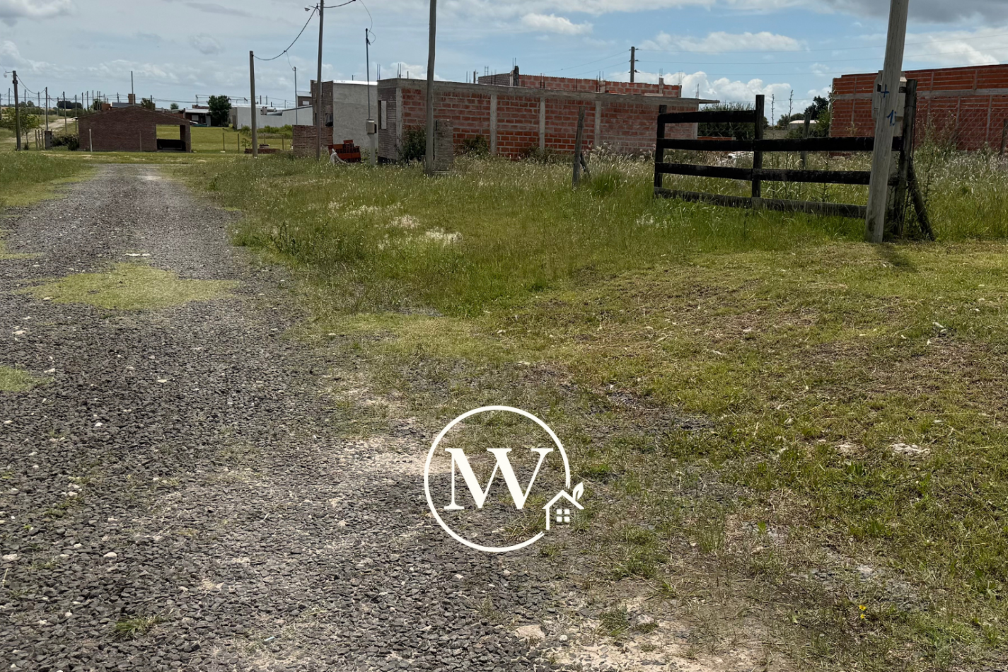 TERRENO EN COLONIA ENSAYO EN DIAGONAL A YPF