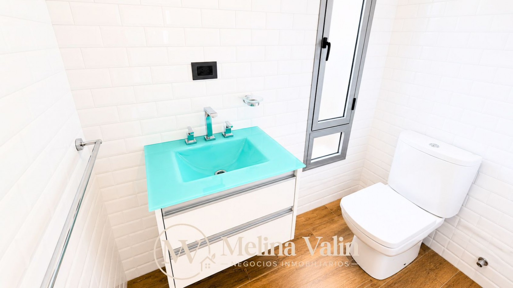 CASA PREMIUM EN ZONA SUR, 3 DORM, COCHERA Y PATIO