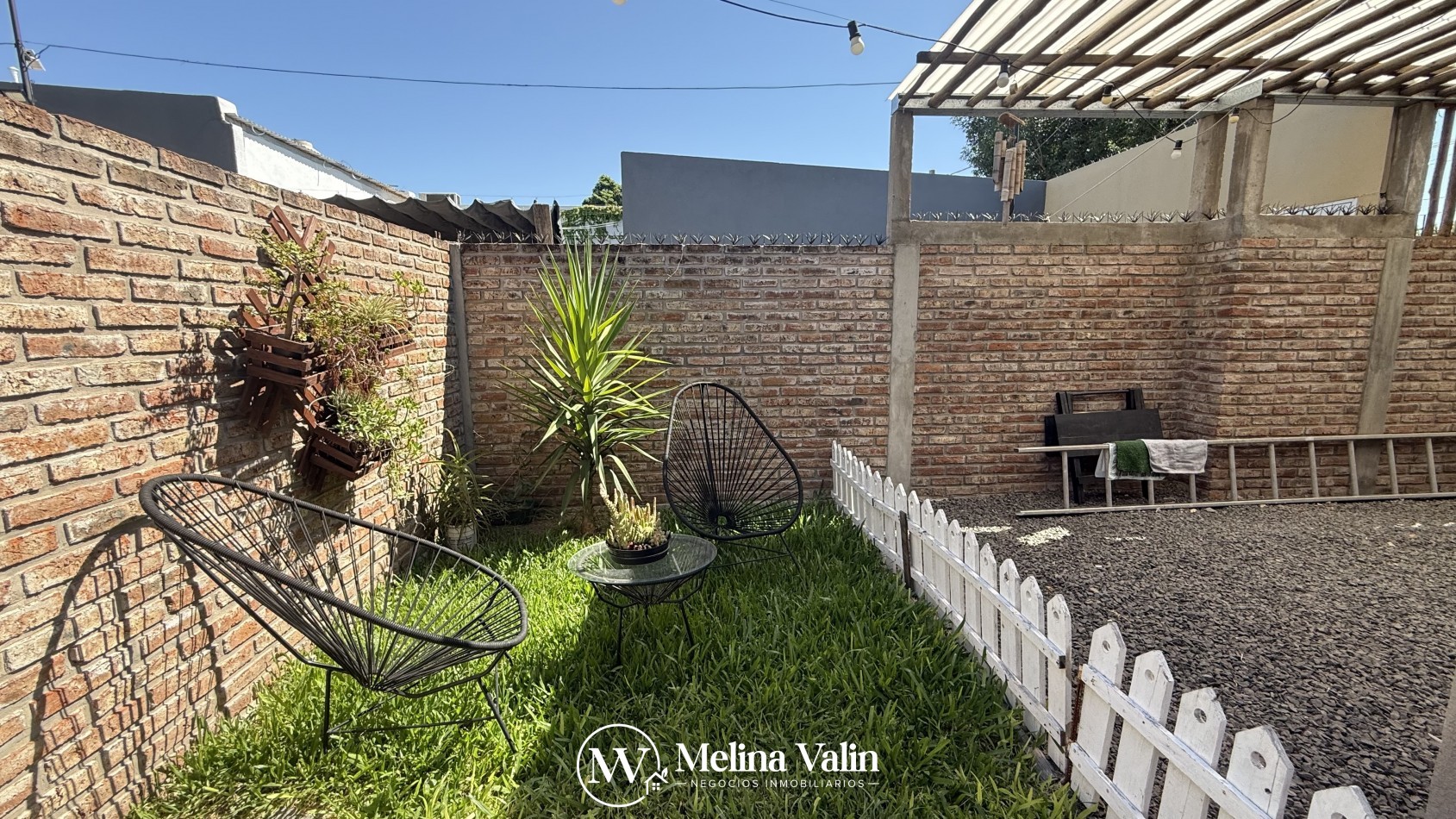 Casa en PH, ¡Excelente calidad! 2 dormitorios y cochera