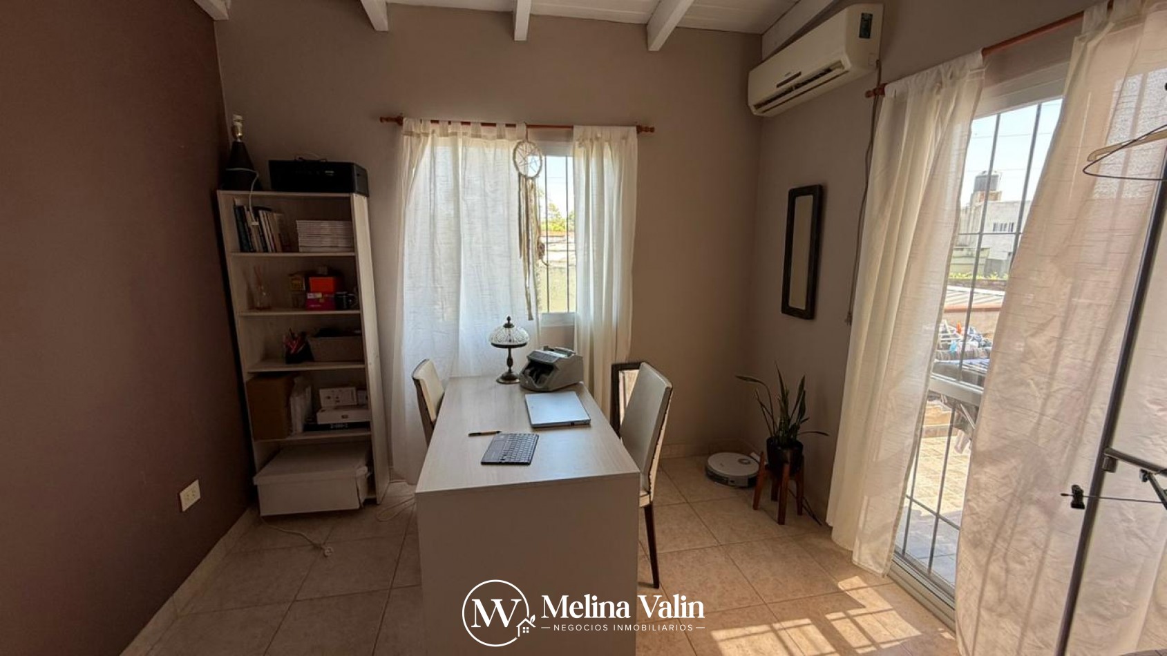 CASA PREMIUM DE 3 DORM, PISCINA, Y COCHERA DOBLE