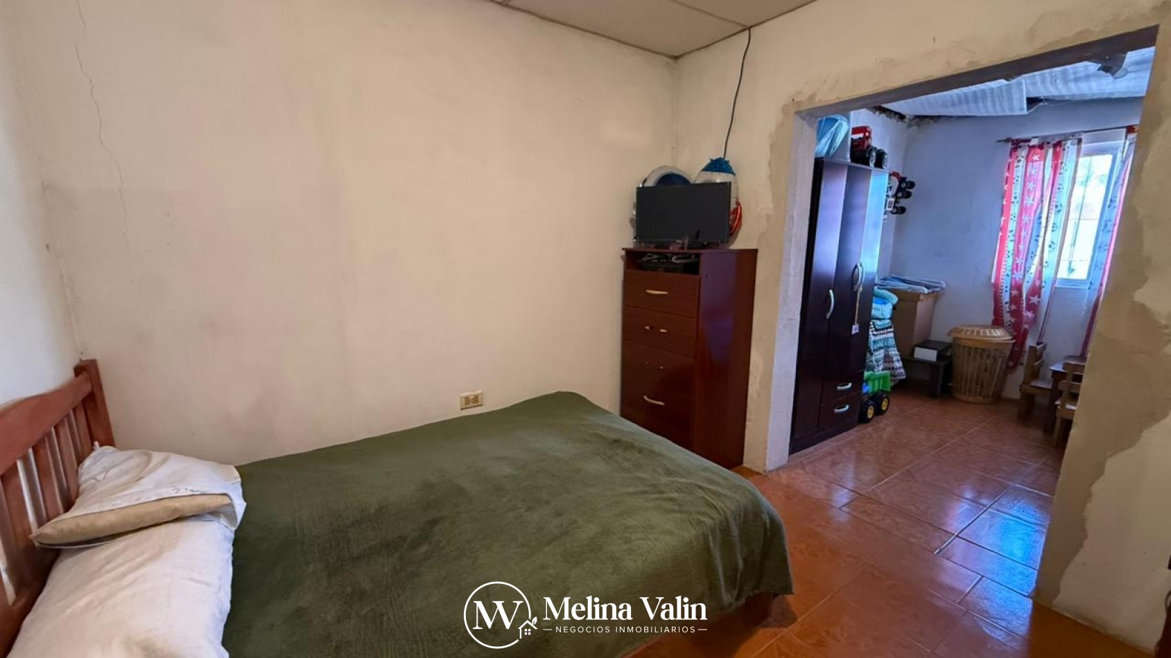 CASA DE 2 DORM, PATIO Y COCHERA, ZONA NEWBERY 
