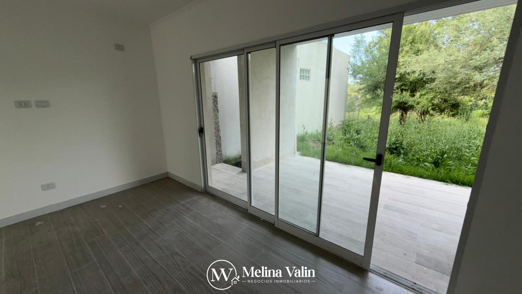 CASA A ESTRENAR EN ORO VERDE ZONA INTA 