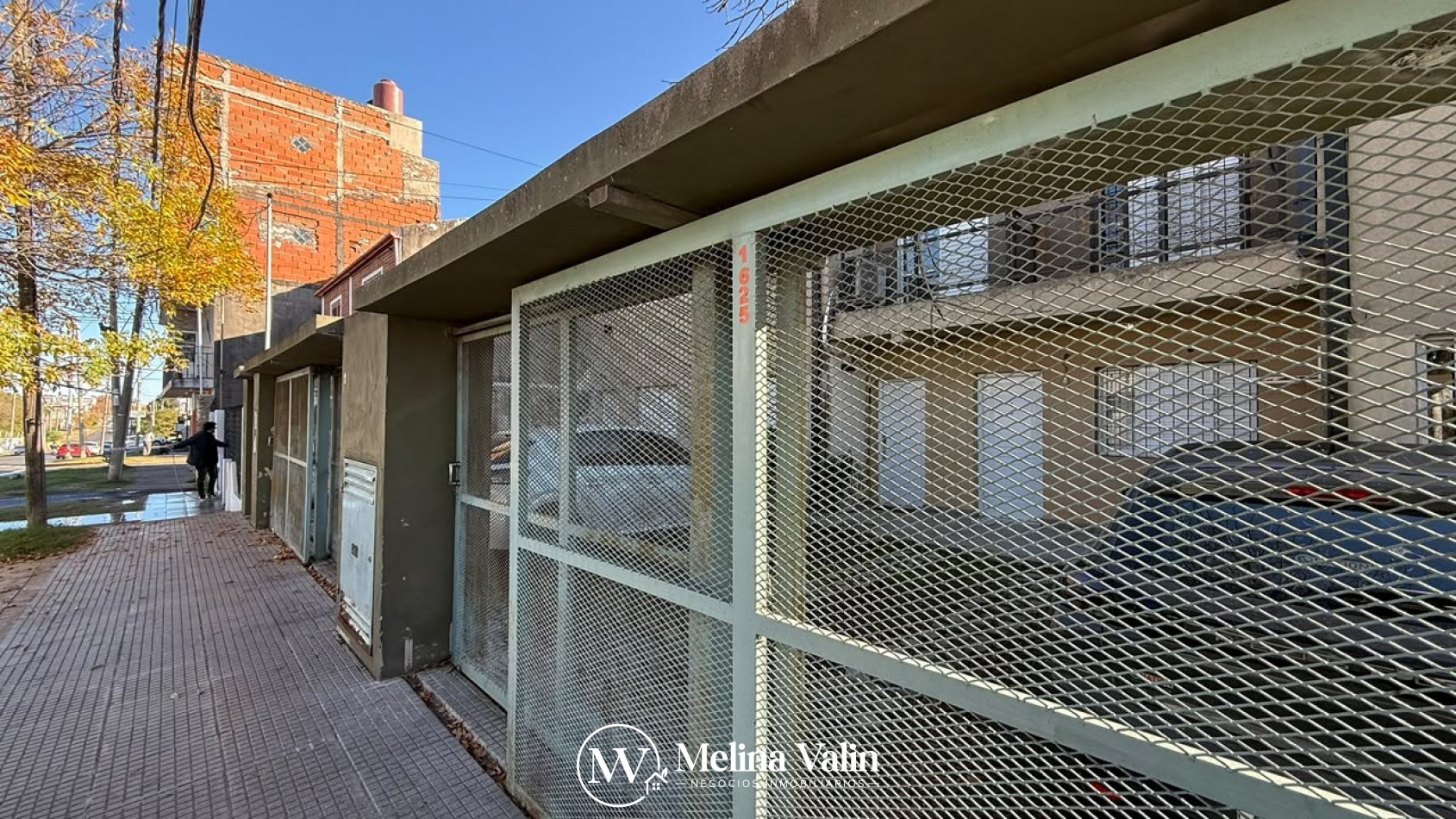 SE VENDE MODERNO DUPLEX 3 DORM EN ZONA CHURRUARIN Y RIO NEGRO.