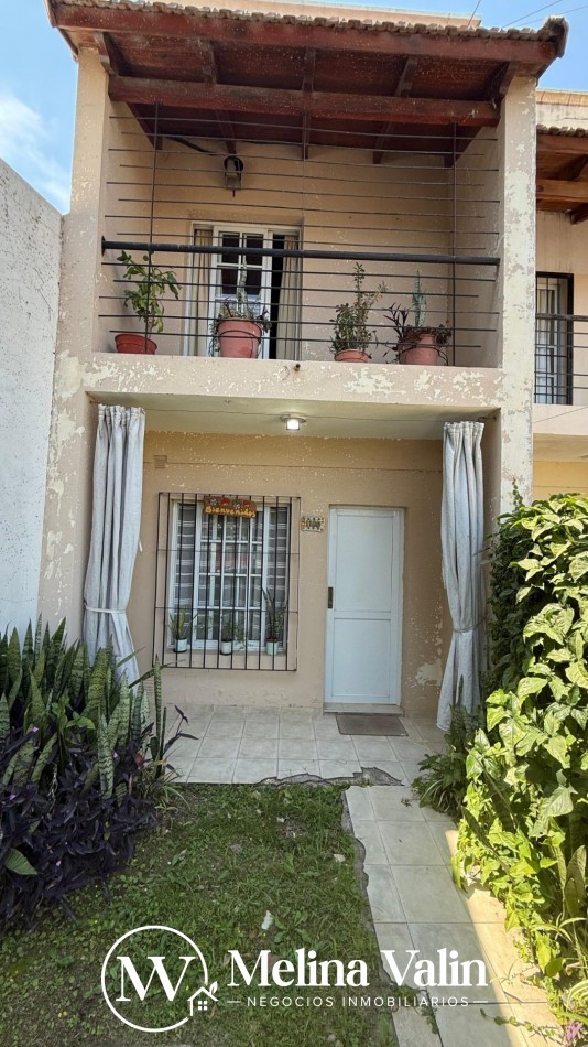 DUPLEX DE 2 DORMITORIOS EN ZONA PROVINCIAS UNIDAS Y DIV DE LOS ANDES. 