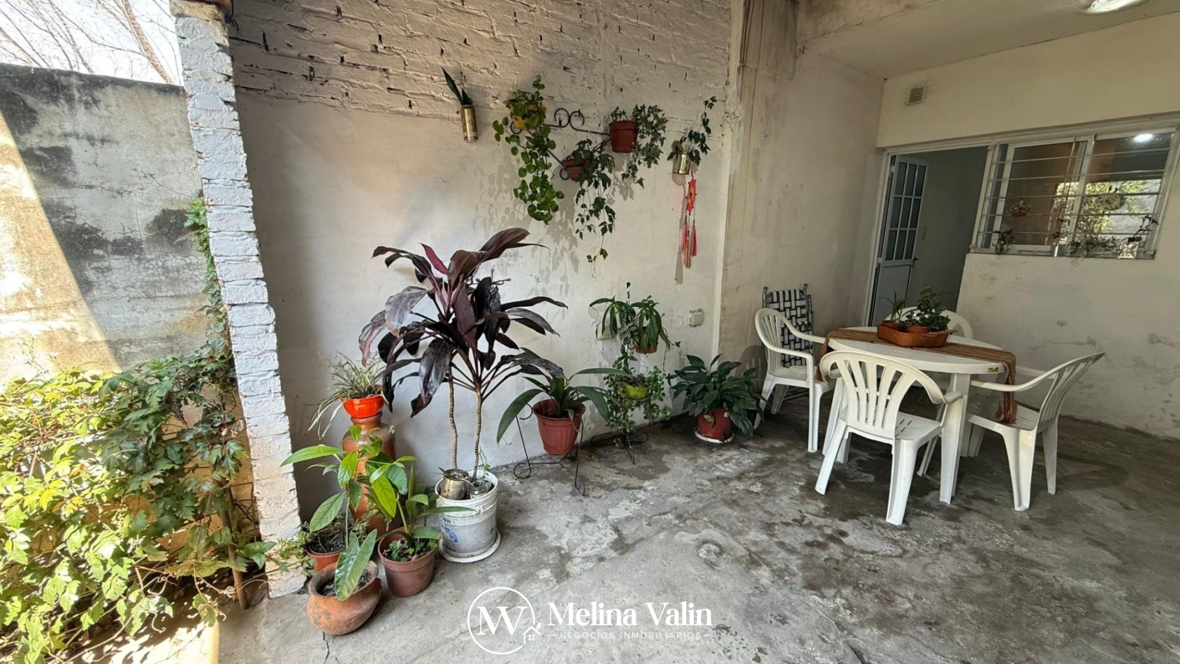 DUPLEX DE 2 DORMITORIOS EN ZONA PROVINCIAS UNIDAS Y DIV DE LOS ANDES. 
