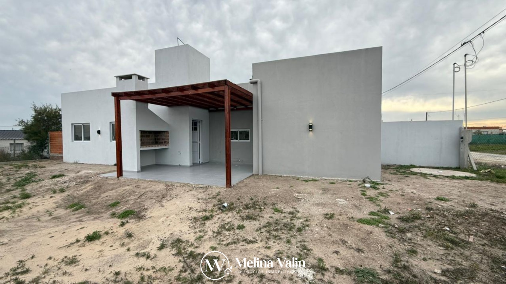 Casa a estrenar apta para credito hipotecario-Tierra Alta 1