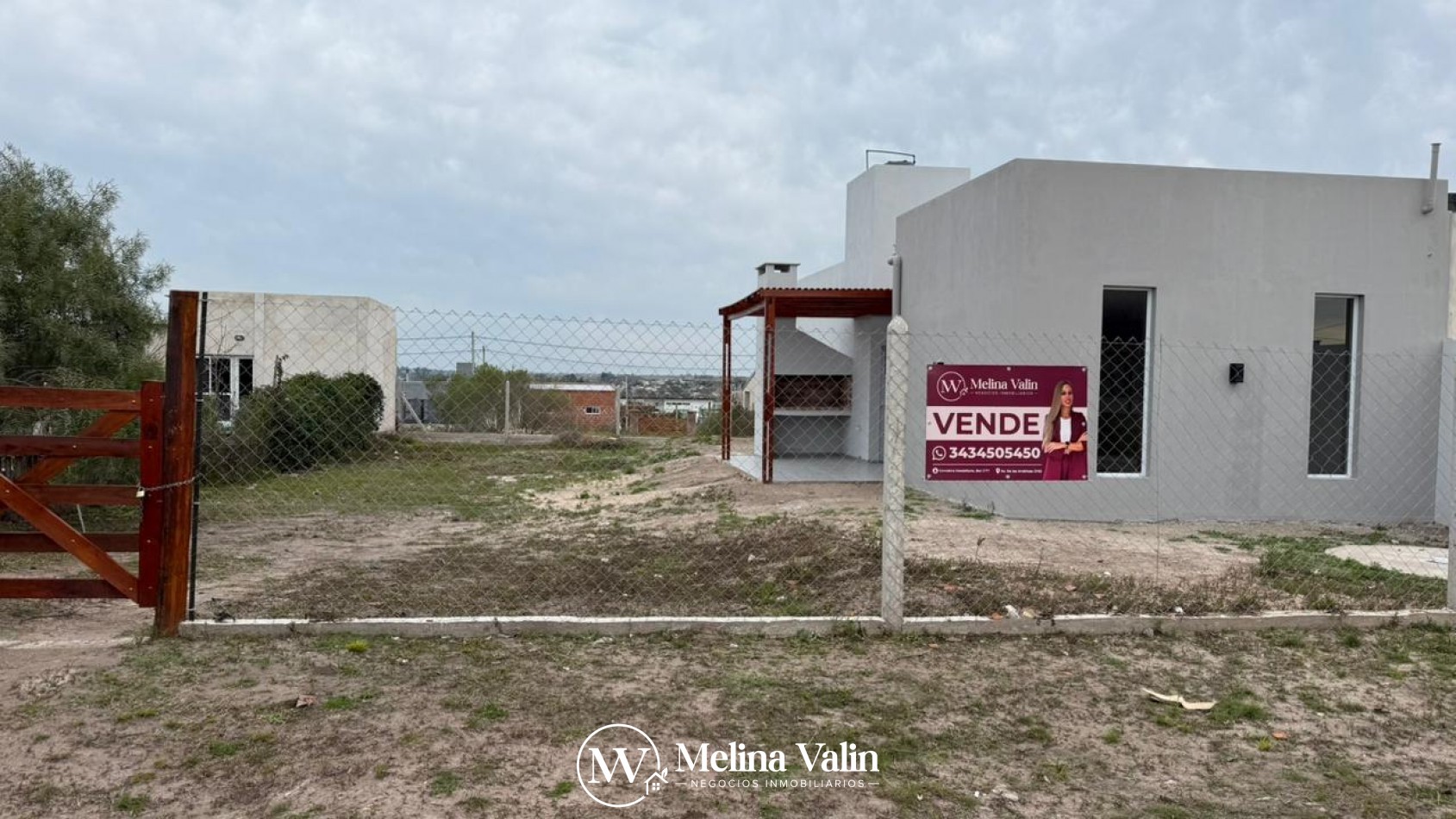 Casa a estrenar apta para credito hipotecario-Tierra Alta 1