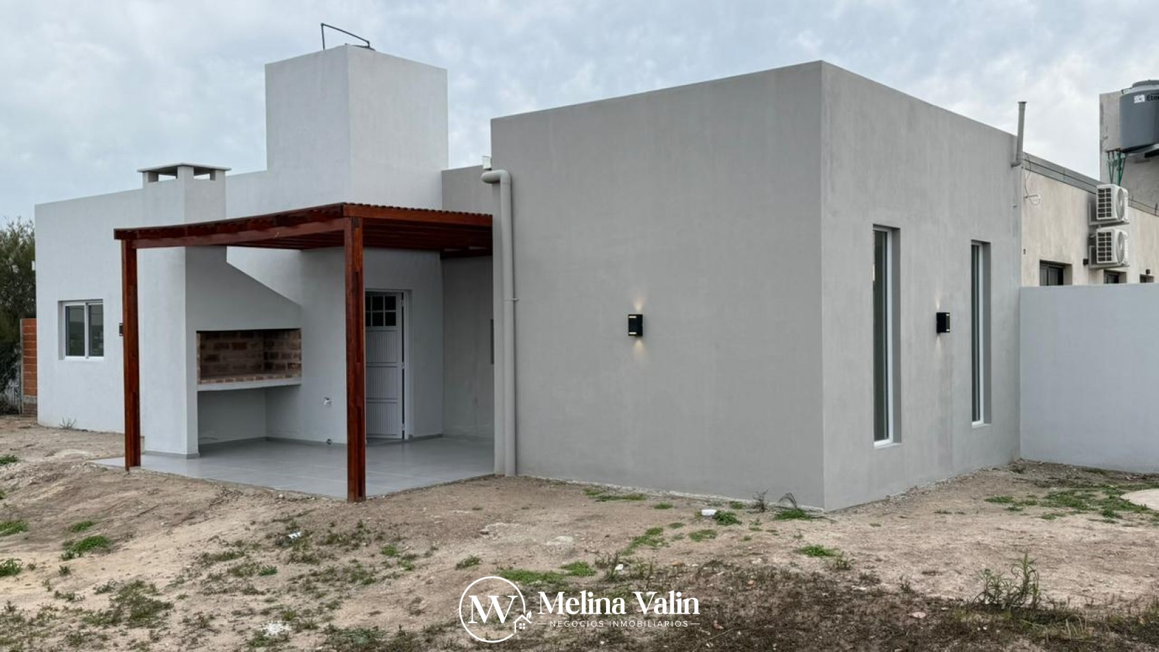 Casa a estrenar apta para credito hipotecario-Tierra Alta 1