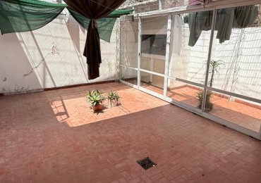 CASA DE 2 DORMITORIOS A MODERNIZAR,  ¡OPORTUNIDAD!