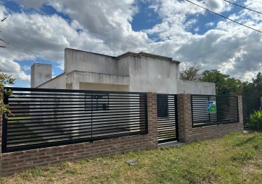 Hermosa casa 2 dorm en Colonia Avellaneda.