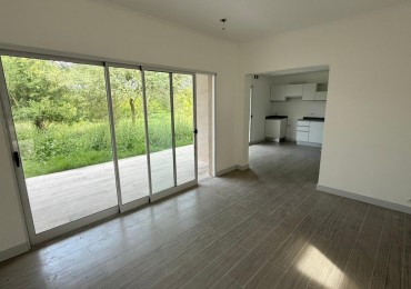 CASA A ESTRENAR EN ORO VERDE ZONA INTA 