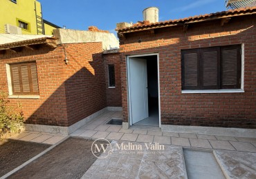 CASA DE 2 DORM, COCHERA Y PATIECITO VERDE EN PARANA, ZONA ZANNI Y LARRALDE