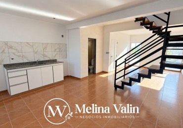 SE ALQUILA DUPLEX DE 3 DORMITORIOS EN ORO VERDE, A ESTRENAR.